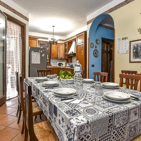 4 Bedroom Stunning In Trappeto (Sicily)